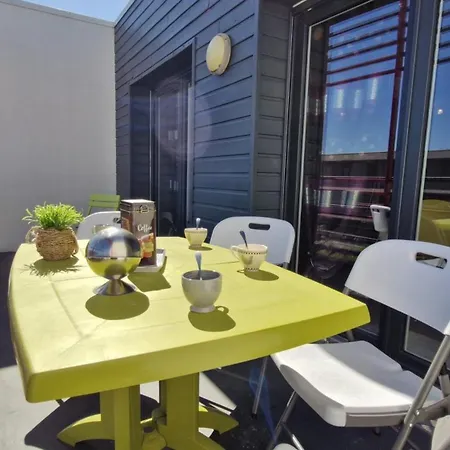 Apartment - Avec Balcon - Confort Et Detente Garantis !